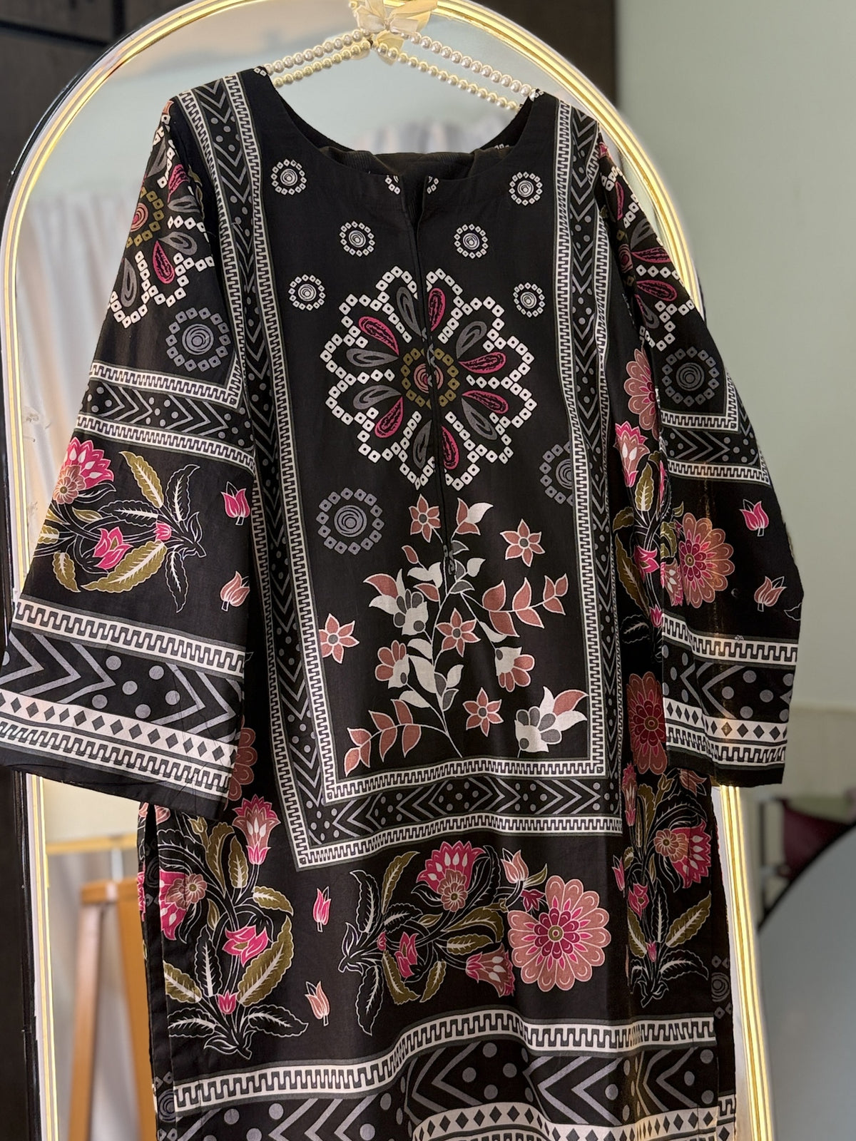 Noor Petal Co-ord Set Stitched